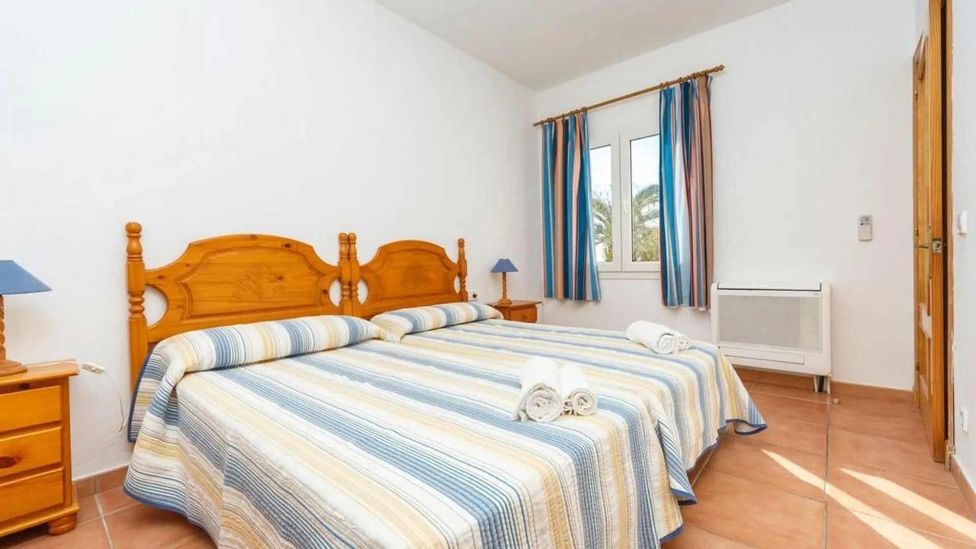 别墅 Casa Santa - 3 Bedrooms With Sea Views - Great For Families 苏昂博